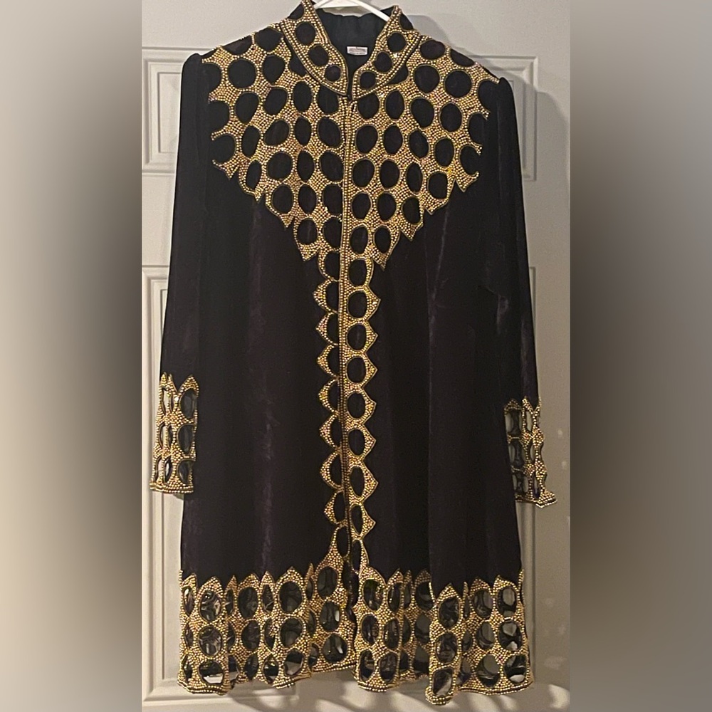 Vintage Amor Women Velvet Beaded Jacket Purple Size:Large